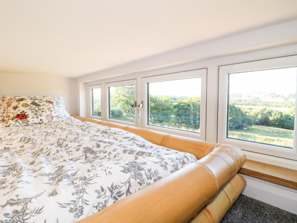 Cuckoo Nest Villa Chesterfield Kültér fotó